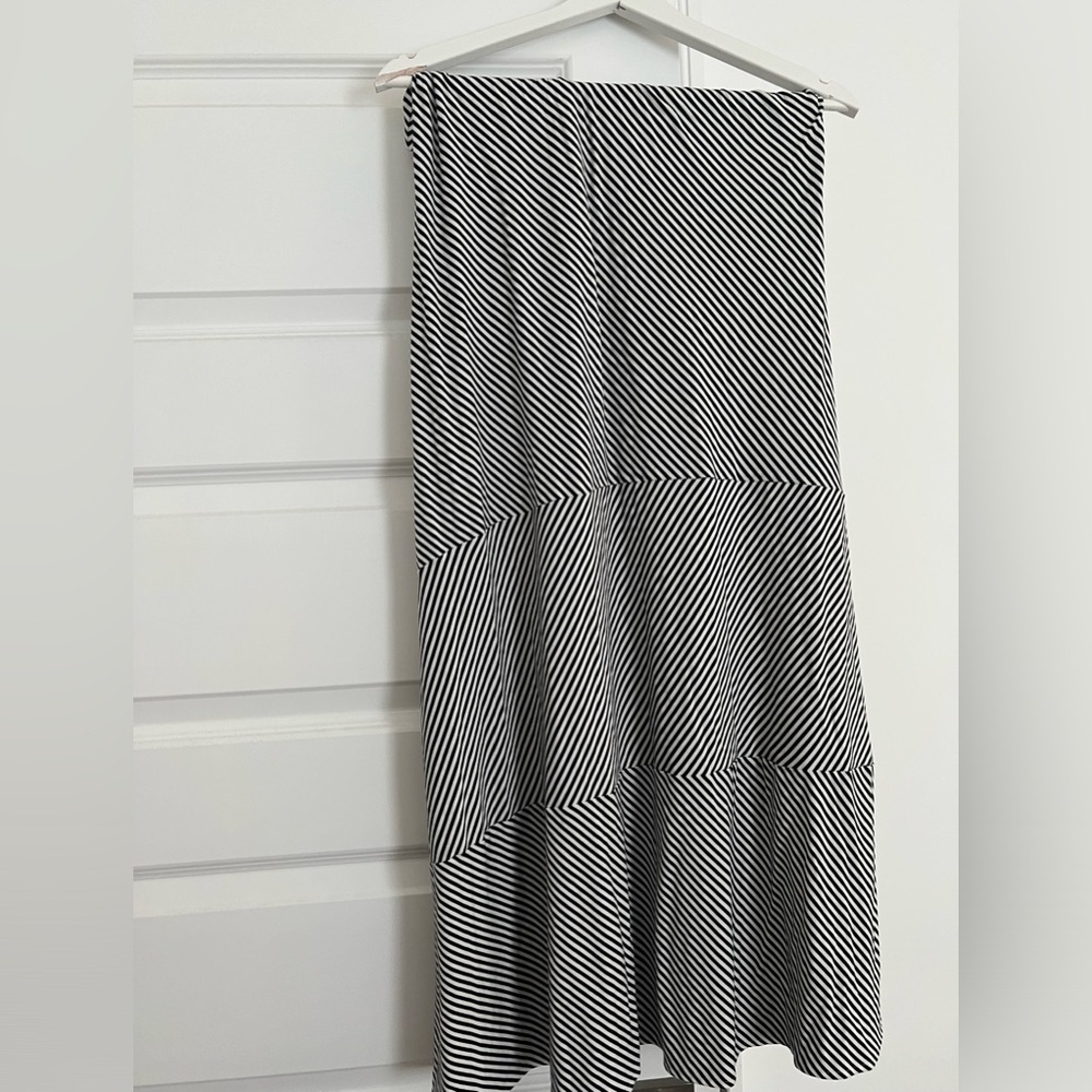 Maxi striped skirt